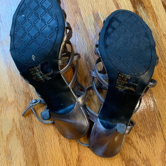 APT 9 pewter color strappy heeled sandals. Size 7.5. Extremely comfortable. - Picture 5 of 5